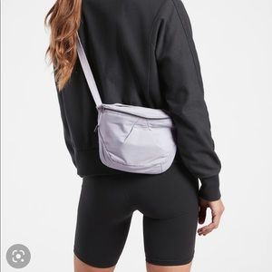 Athleta kinetic mini crossbody bag